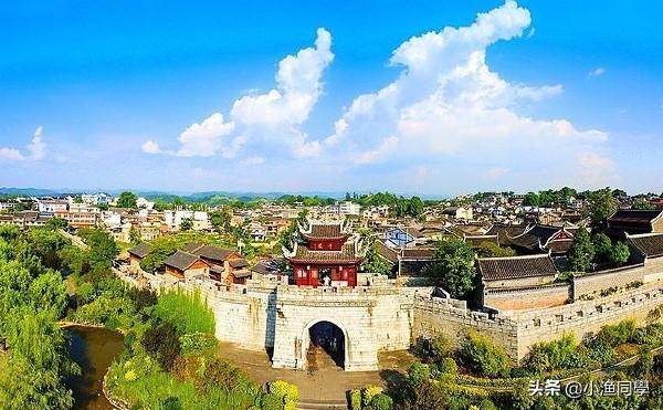 六盘水的旅游景点大全， 六盘水的旅游景点大全有哪些