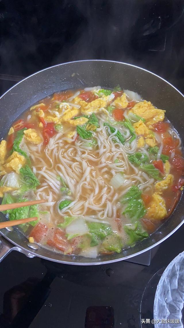 鸡蛋面_鸡蛋面煮多久