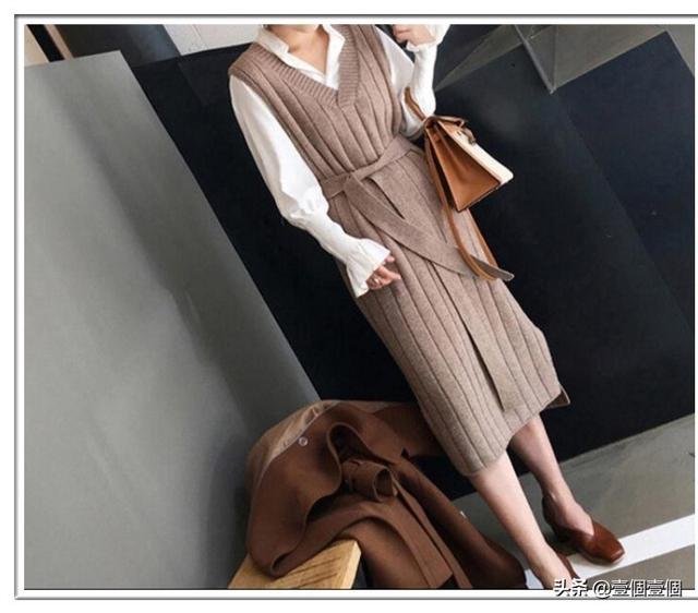 冬季针织背心裙如何搭配(图8)