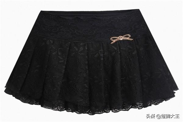 黑色中短裙如何搭配衣服(图5)