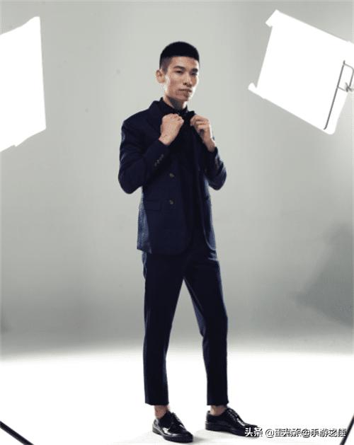 游戏解说怎样才搞笑？：英雄联盟解说搞笑的