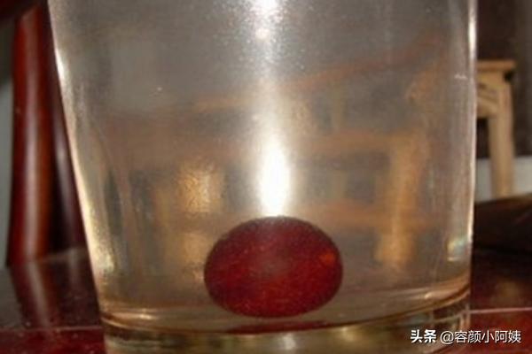 小叶紫檀鉴别?小叶紫檀鉴别真假只需3秒!