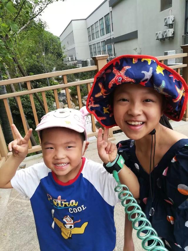旅游穿搭帽子颜色， 旅游穿搭帽子颜色搭配