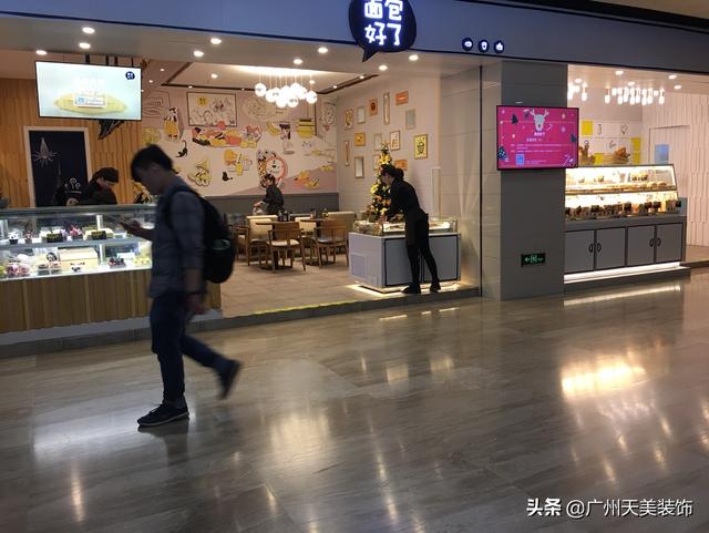 服装店硬装软装搭配，服装店硬装软装搭配图片