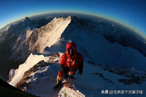 [珠穆朗玛峰图片]为什么珠穆朗玛峰称世界上最高的山峰，也是难爬的山峰？