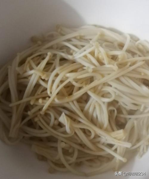 金针菇凉拌怎么做(图4)