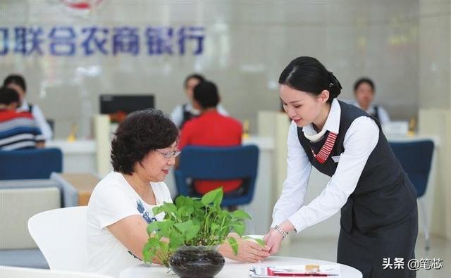 银行卡怎么挂失（银行卡挂失流程是怎样的？）