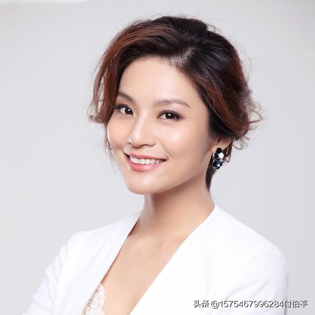 气质女性是这样穿出来的（气质女人穿搭方法）(图3)