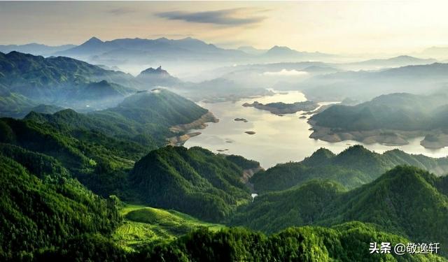 背靠山水寓意？：有山有水的图片