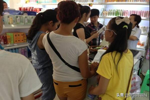 化妆品销售冠军技巧分享
