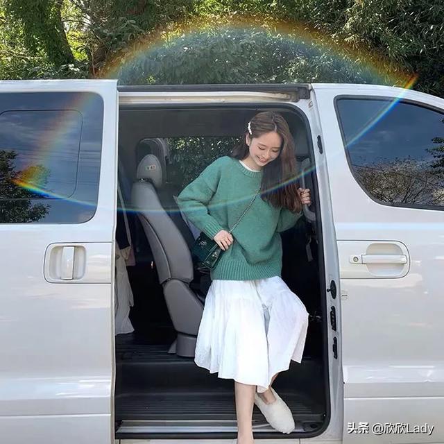 慵懒风毛衣外套如何搭配(图13)
