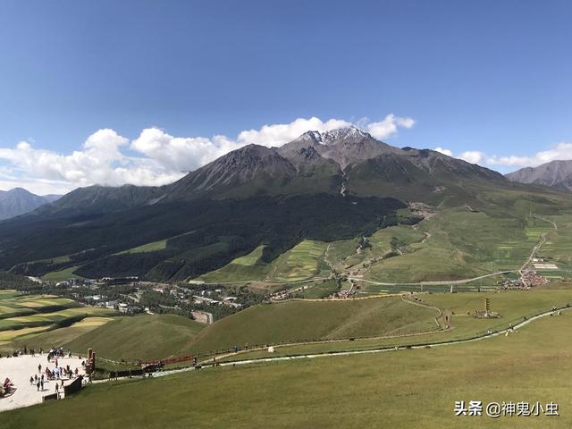 打算去青海玩，都有什么景点，需要带什么衣服