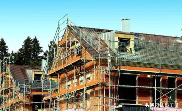 广州市现场施工员工资多少