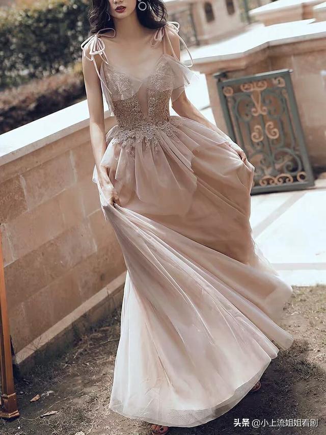 女最性感衣服搭配视频(图19)