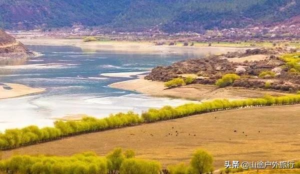 雨季旅游景点大全， 雨季旅游景点大全图片