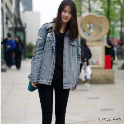 穿短牛仔外套怎么搭配(图2)