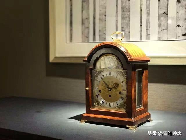 英雄联盟发条手机壁纸（谁知道老式闹钟的发条是什么材料啊？）