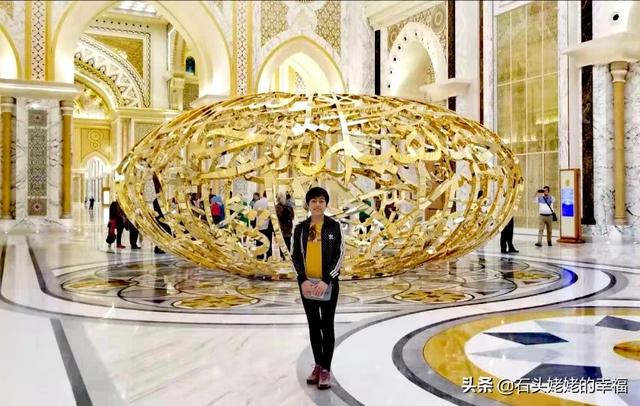 拍照好看的中年女性照片(图72)