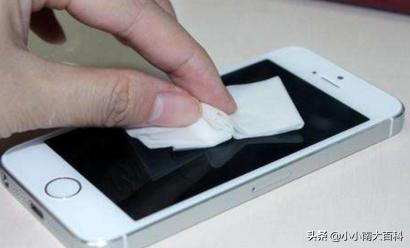 手机进水了能修好吗？：手机进水能修好吗