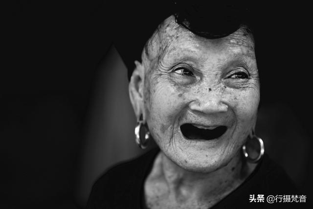 老年人手机壁纸（怎样能把一个老人拍摄好？）