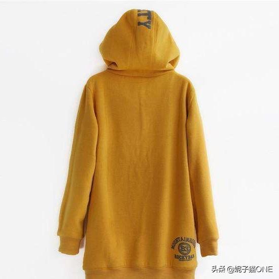 小女孩长款卫衣如何搭配(图2)