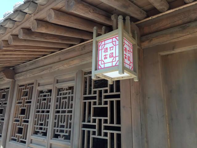 云南曲靖市麒麟区吃刨猪汤农家乐一般多少钱一天,曲靖杀猪饭酒楼