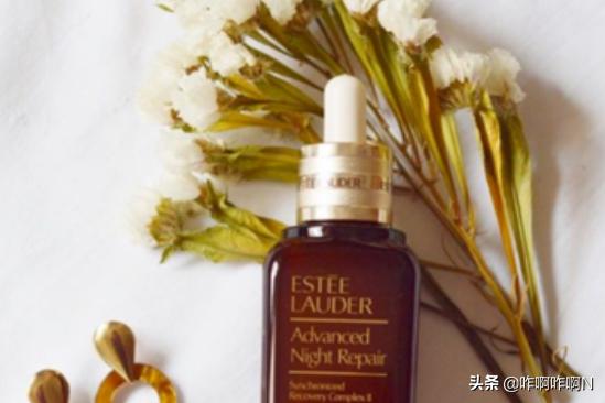 雅诗兰黛小棕瓶适合年龄（雅诗兰黛小棕瓶适合哪个年龄段用）