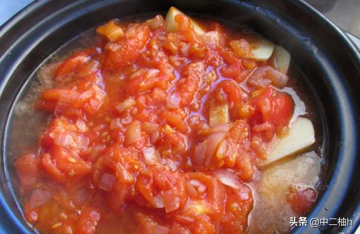 牛腩炖土豆-牛腩炖土豆的做法