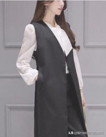 黑色的针织背心如何搭配(图7)