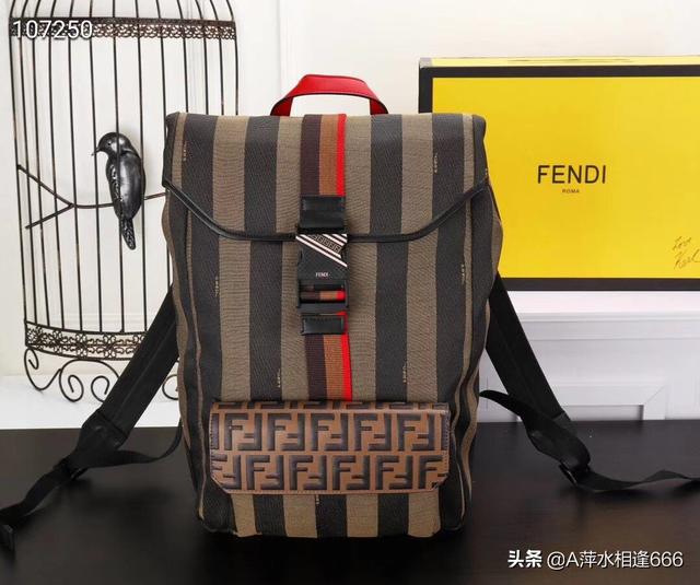 运动小书包如何搭配衣服(图18)