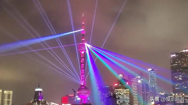 狗叫是汪还是旺(狗怎么叫的声音播放)