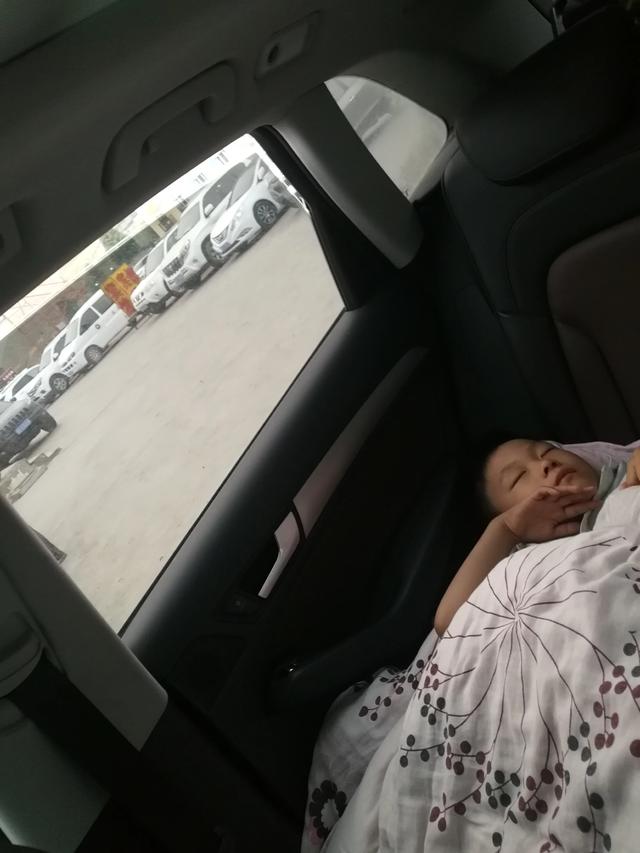 海外生活海外旅行，海外生活是什么意思
