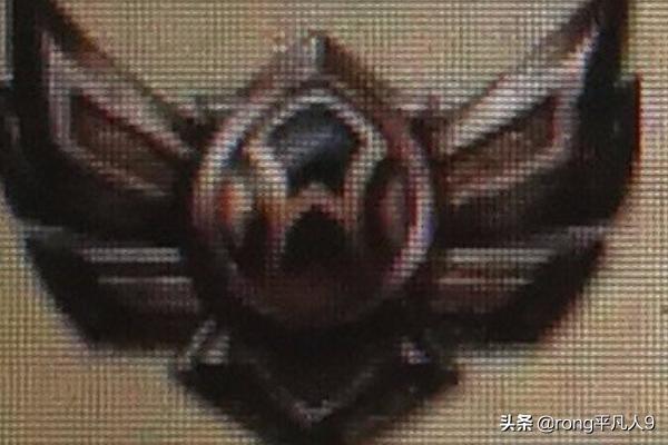 [英雄联盟的logo]英雄联盟段位图标？