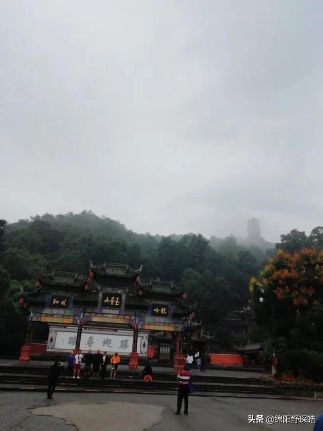 旅游心情（心情不好，你觉得出去旅游会是个好方法吗？）