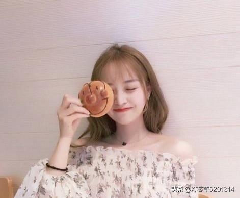 头发太直显脸大怎么改善(图8)