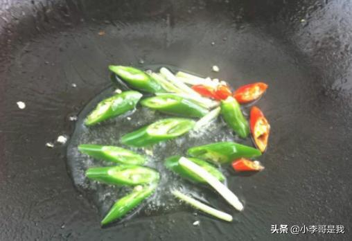 爆炒萝卜菜常德菜的做法(图4)