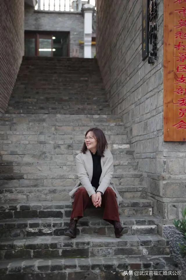 拍照好看的中年女性照片(图60)