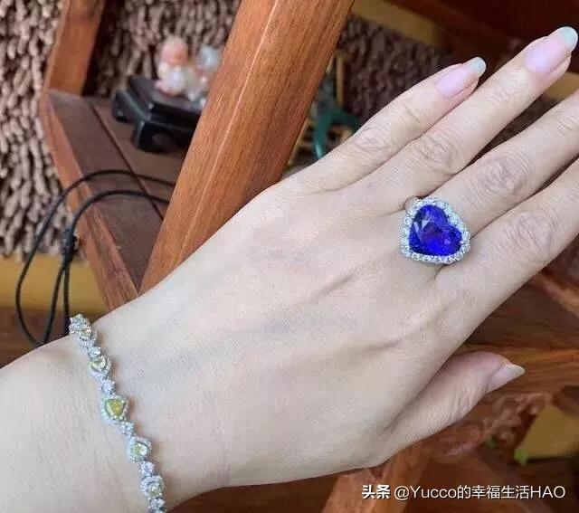 夏天首饰如何搭配高级感(图13)