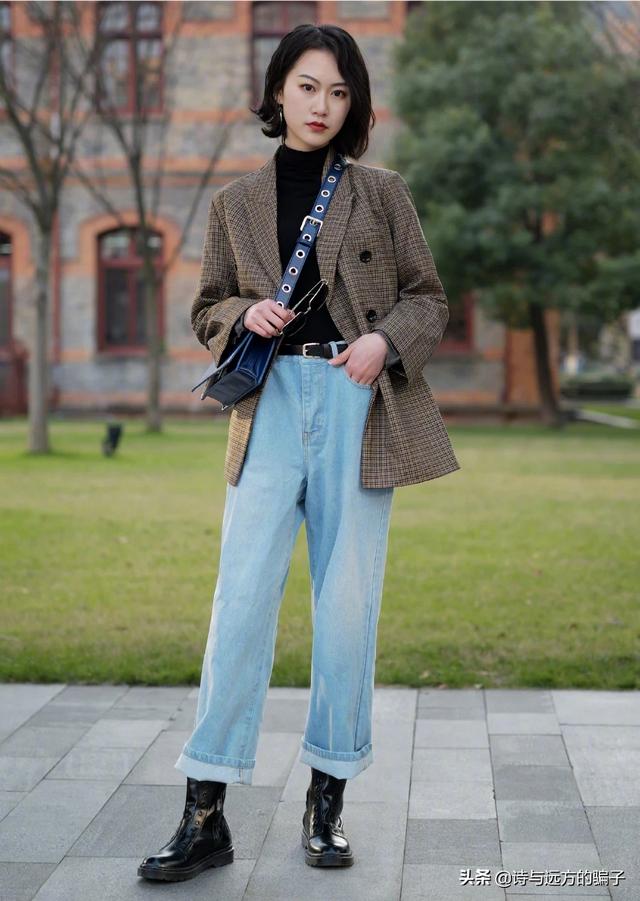 马丁鞋如何搭配服装女士(图8)