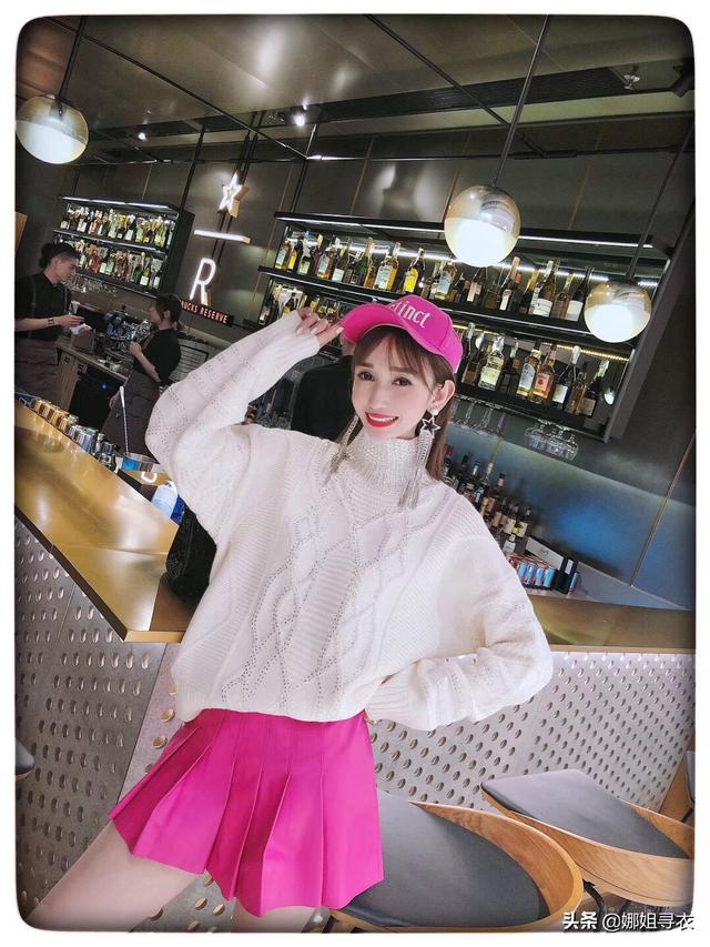 高领短袖女夏天如何搭配(图7)