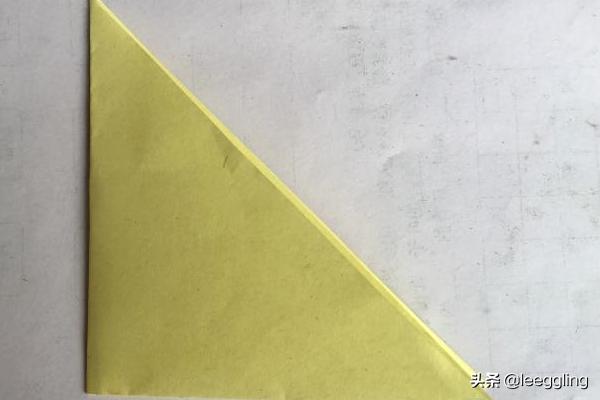 儿童手工剪纸教程（儿童手工剪纸教程？）