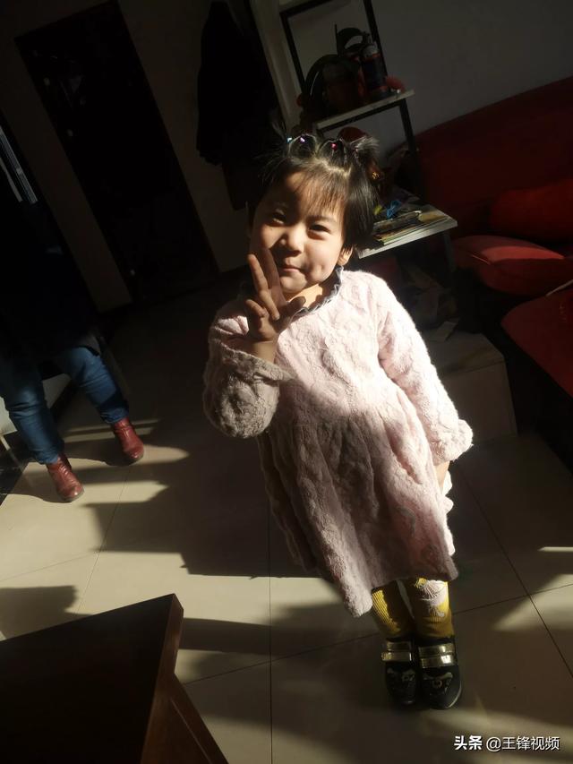 十万个冷笑话手游腾讯版下载 十万个冷笑话腾讯手游-第3张图片-春华游戏网