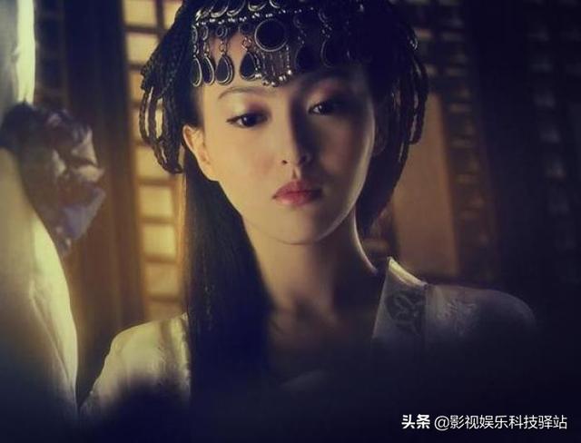 形容一首歌唱到心里的句子，描述歌声充满感情的句子