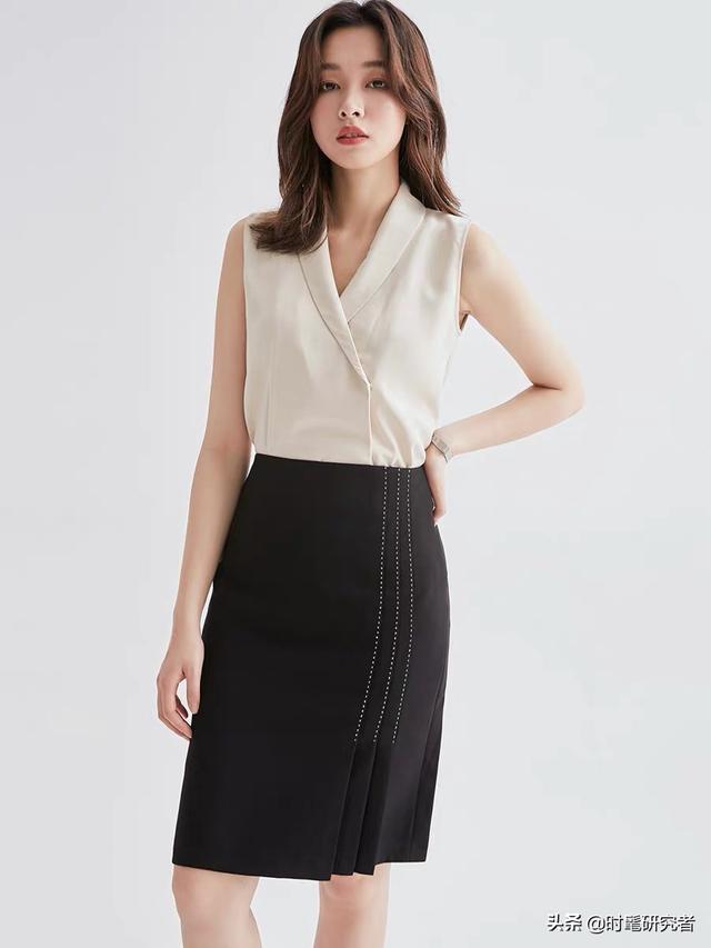 夏天如何搭配无袖针织衣(图8)