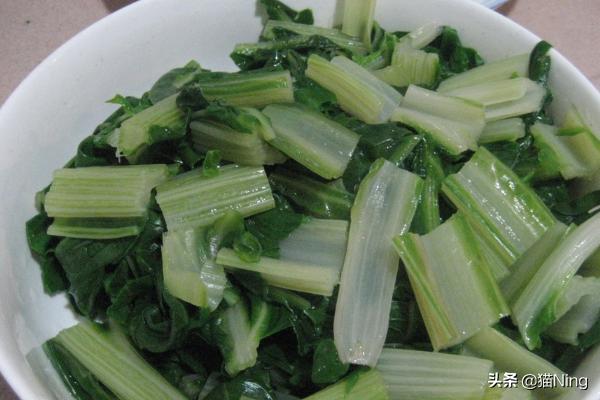 中午炒牛皮菜的做法大全(图7)