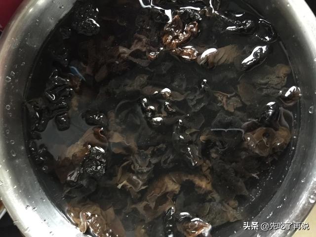 泡好的木耳怎么炒着吃(图23)
