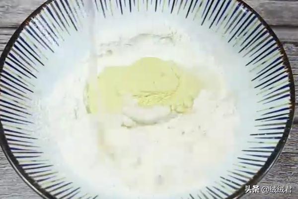 怎样做土豆饼-怎样做土豆饼好吃又简单视频