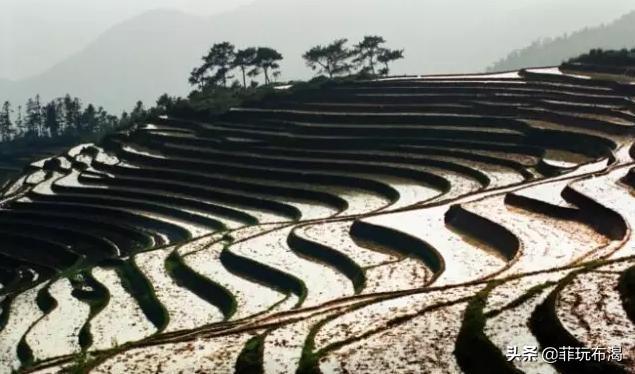 两个人去哪旅游，想多去转转