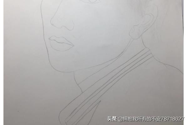 手绘服装设计图铅笔画，手绘服装设计图铅笔画图片