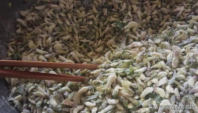 槐花怎么蒸着吃教程图解(图10)